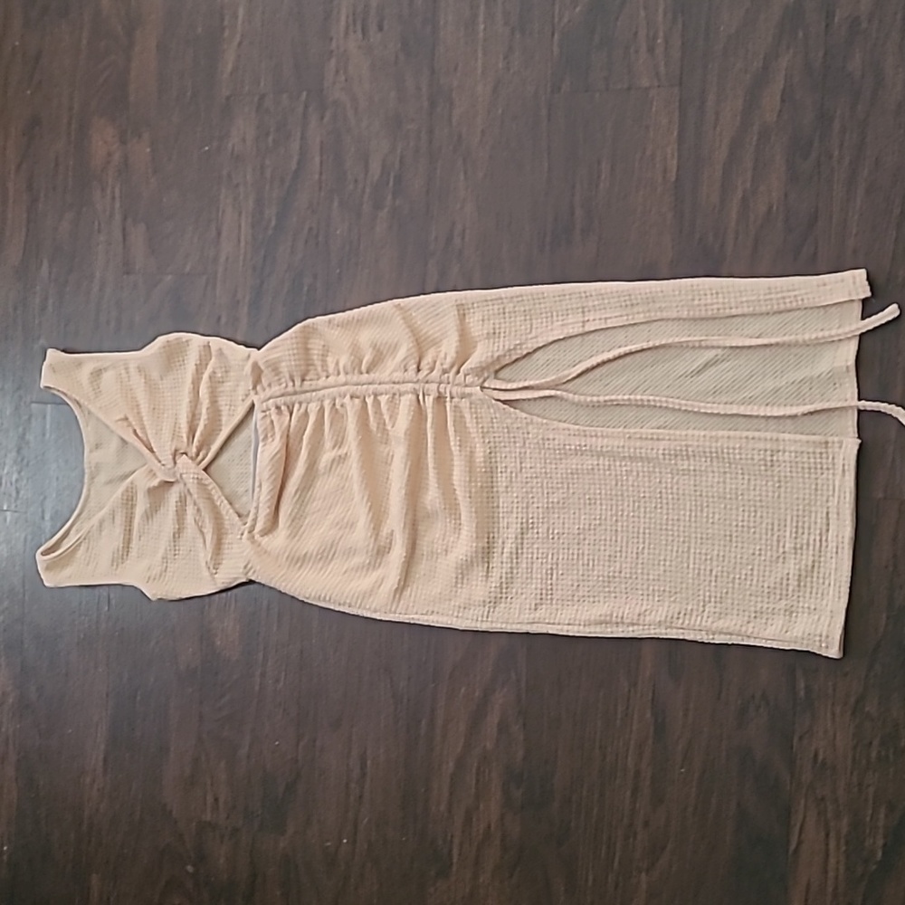 LIZHLY Dress/color beige / size S.